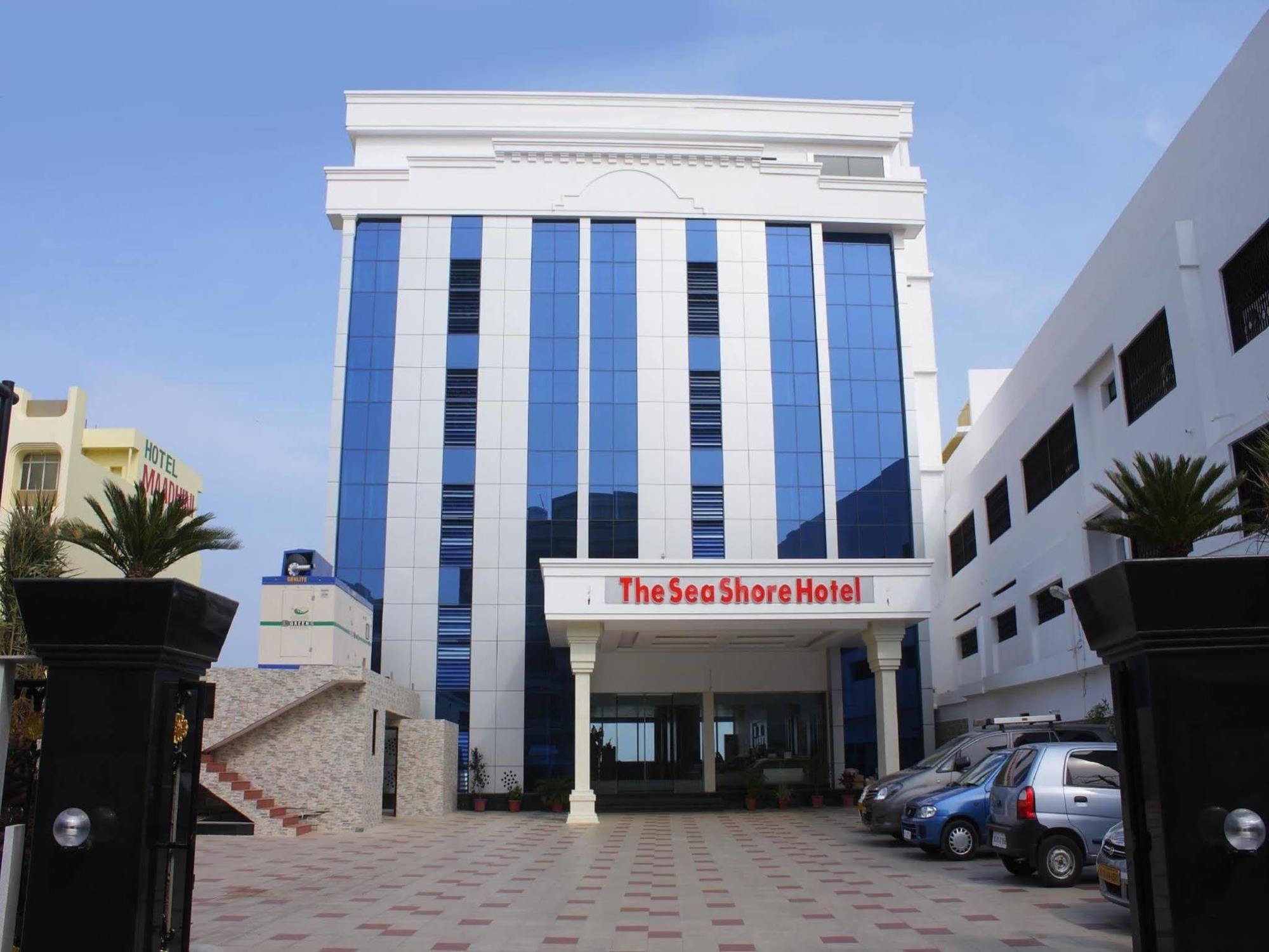 The Seashore Hotel - Kanyakumari Bagian luar foto